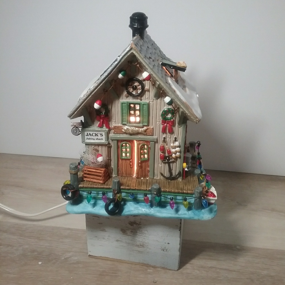 Lemax Christmas Village Jacks Fishing Shack Retire